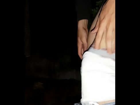 ❤️ O meu veciño saltou ao meu muro de corentena ❤ Porno ruso na pornografía gl.hdporn24.ru